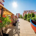 Apartament Grand *