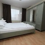 Grand * Święty Włas