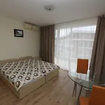 아파트 Grand